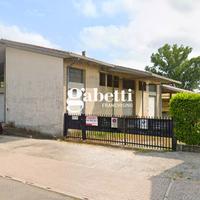 Capannone Industriale Arre