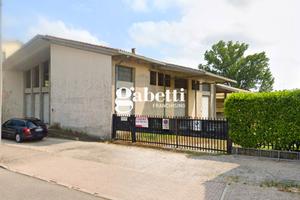 Capannone Industriale Arre