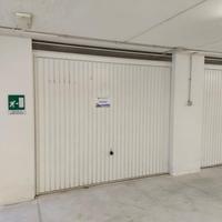 Garage in complesso polifunzionale