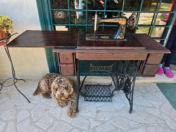 Macchina per cucire Singer d'epoca originale 