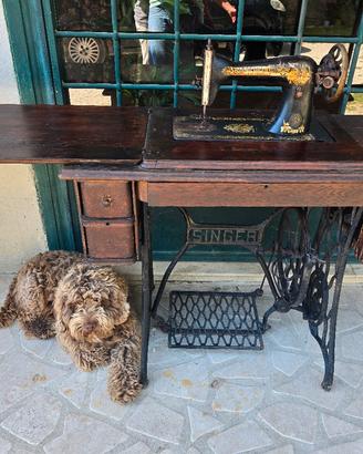 Macchina per cucire Singer d'epoca originale 