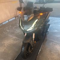 Honda Adv 350