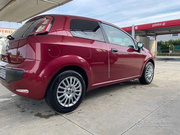 Punto evo 1.4 benzina/gpl