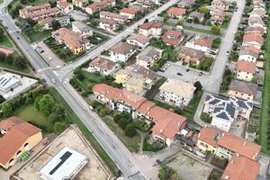 5 LOCALI A ZEVIO