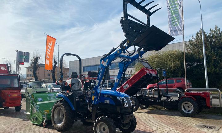 Trattore SOLIS S26 Caricatore GIRAUDO Ritegno Idr