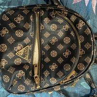 Zaino  guess e borsa lacoste