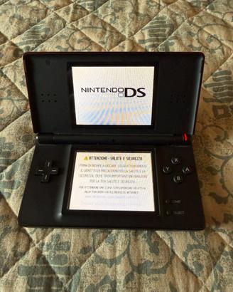 NINTENDO DS LITE