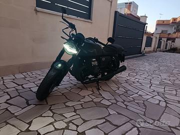 MOTO GUZZI V7 STONE