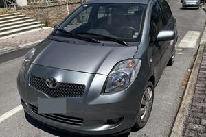 Toyota yaris 2008 4D diesel 1400