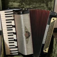 Fisarmonica professionale Layolo con Cassotto