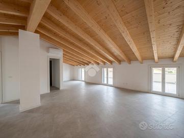 3 LOCALI A VILLONGO