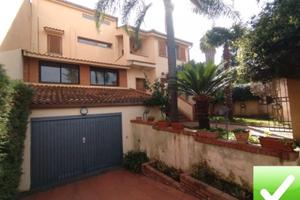 Villa Indipendente Con Giardino Gallico 270 Mq