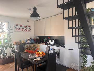 Cucina moderna - completa di elettrodomestici