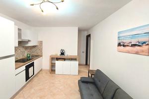 Bilocale 2+kk, 45m2 seminterrato, ristrutturato