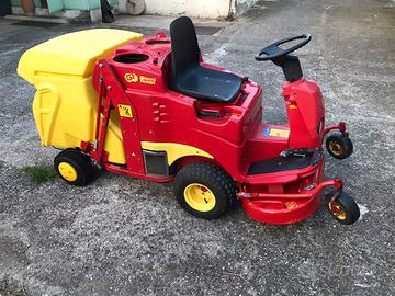 Trattorino tagliaerba