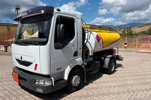 Renault Midlum 180 con cisterna carburanti
