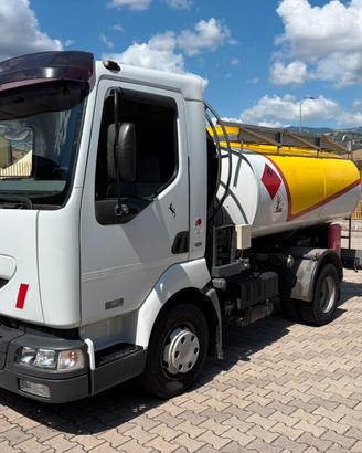 Renault Midlum 180 con cisterna carburanti