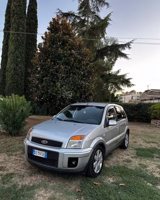 Ford Fusion 1.6 TDCi 5p. Collection