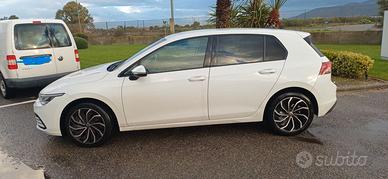 Volkswagen Golf 2.0 Diesel –  Agosto 2021 Cambio G