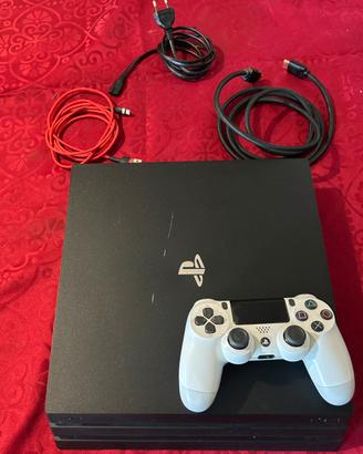 Playstation 4 Pro 1TB -Perfettamente funzionante