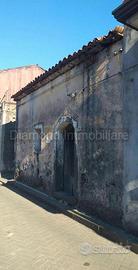 Casa semindipendente da ristrutturare Linguaglossa