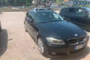 BMW Serie 3 318d Touring LCI - Pelle Totale e Full