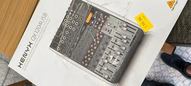 MIXER BEHRINGER