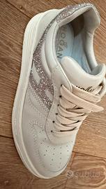 Hogan messe tre volte