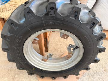 Ruote con cerchi 5.00-12