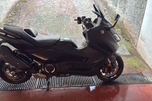 Yamaha t max tech max 560