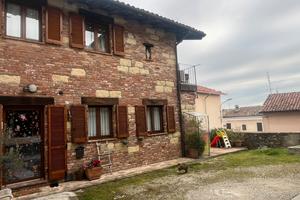 Casa unifamiliare in centro storico a Moncalvo