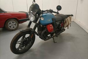 Moto Guzzi V7 Stone III