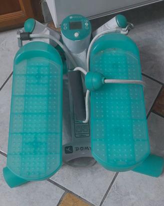 Step attrezzo ginnico