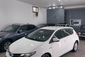 Toyota Auris 1.8 Hybrid 5 porte Lounge