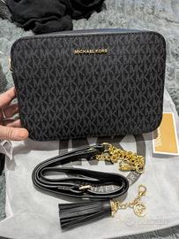 borsa Michael Kors modello Jetset con charm 