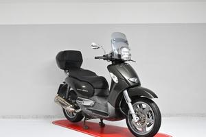 Aprilia Scarabeo 400 ABS