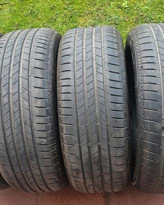 4 gomme 225 55 17 97 W BRIGISTONE CON 500 KM