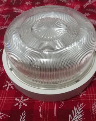 Lampada nuova da esterno o sopraporta x condominio