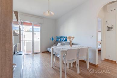 International * - [a pochi passi dal mare]