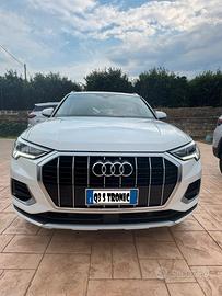 Audi Q3  Business Advanced 35 TDI  S TRONIC