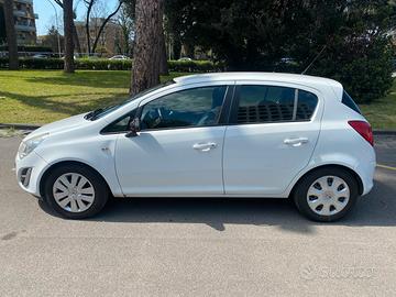 Opel corsa GPL