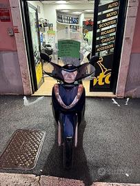 Honda SH 300 fine 2011 - PERMUTE