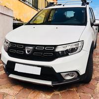 DACIA sandero Stepway 2°serie  mag 2017