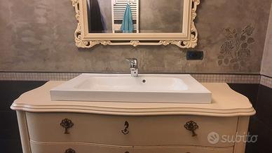 Mobile bagno con specchio
