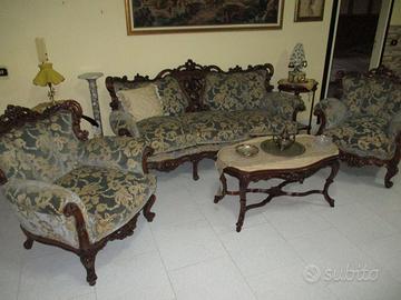 Divano classico + 2 poltrone