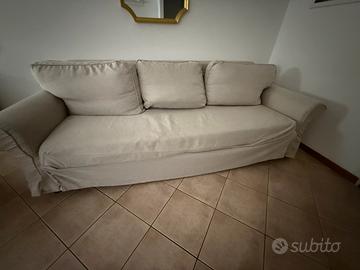 DIVANO TRE POSTI