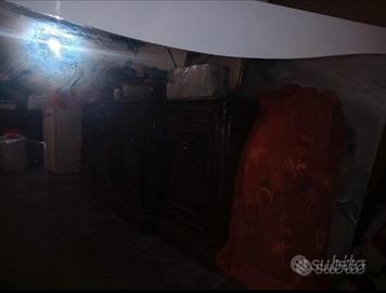 specchio con mobiletto da bagno