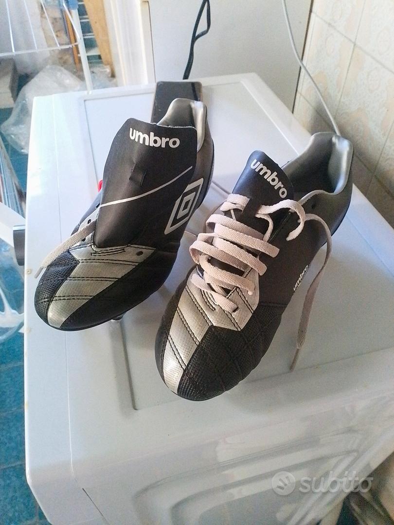 Scarpe calcio clearance umbro