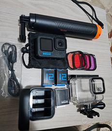 GoPro HERO 12 Black con accessori