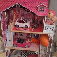 casa originale di barby in legno